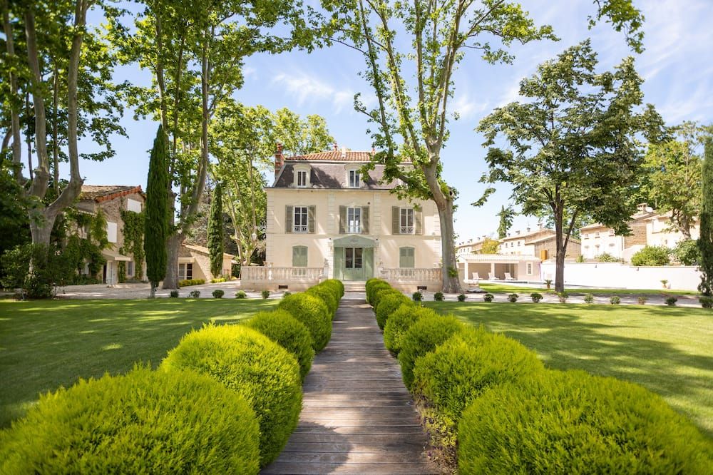 Les Frenes En Provence-Château Zen - אביניון - בניין