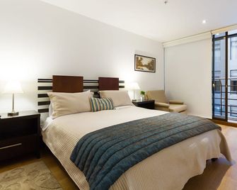 Suites Metropoli Edificio Torino - Quito - Habitación