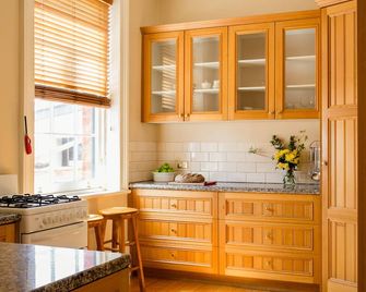 The Grand Old Duke - Hobart - Kitchen