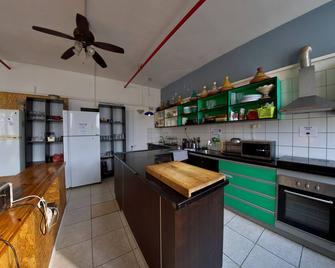 Tiberias Hostel - Tiberias - Küche