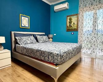 La casa tra gli ulivi di Fonte Nuova - Mentana - Schlafzimmer