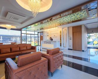 Elysium Deluxe Suites Antalya - Antalya - Hall d’entrée