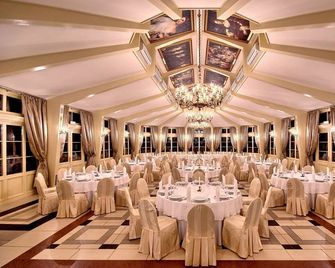 Palac Tlokinia - Tłokinia - Sala de banquetes