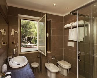 Hotel Simius Playa - Villasimius - Baño