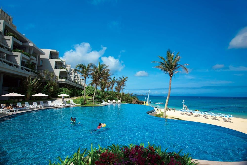 The Moon Beach Museum Resort - אונה - בריכה