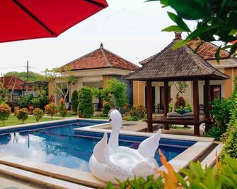 Uluwatu Jungle Villa - South Kuta - Piscina