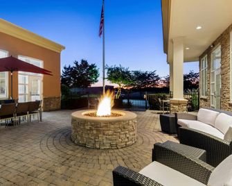 Residence Inn by Marriott Chattanooga Near Hamilton Place - Chattanooga - Patio