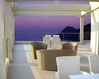 Porto Plaza Hotel - Plati
