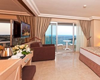 Xperia Saray Beach Hotel - Alanya - Bedroom