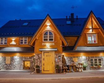 Willa Mnich - Bukowina Tatrzańska - Budynek