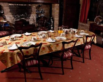 Church Hill Farm - Warwick - Comedor