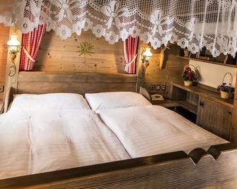 Hotel Olympia - Saas-Almagell - Chambre