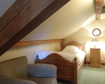 Auberge Des Chasseurs - Gex - Chambre