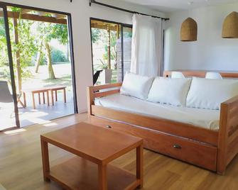 La Bonita Suites Punta Colorada - Piriápolis - Living room
