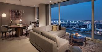 Intercontinental Residence Suites Dubai Festival City, An IHG Hotel - Dubái - Sala de estar