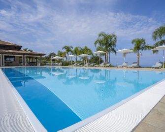 Borgo San Cosmo Tropea - Gasponi - Pool