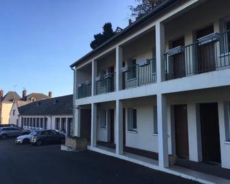 Le Relais De Janze - Janzé - Edificio