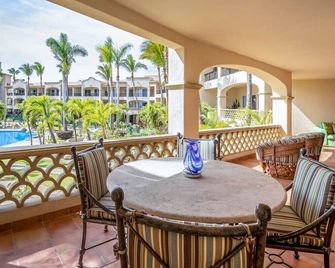 Spacious 3-Bed Luxury Condo with Stunning Sea Views - San José del Cabo - Balcón