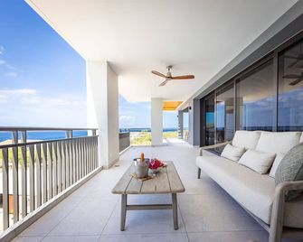 Coral Estate Rentals - Sint Willibrordus - Balcón