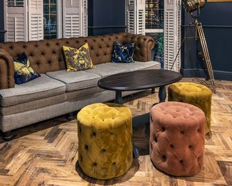 The Stanneylands - Wilmslow - Lounge