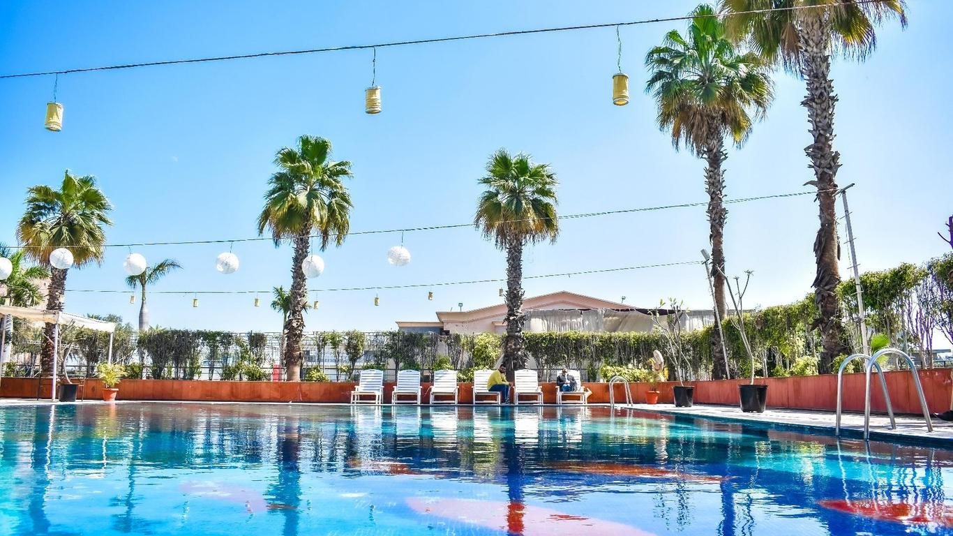 Mm Continental Hotel