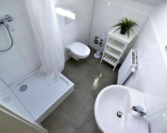 Exclusive Apartment Cologne - קלן - חדר רחצה