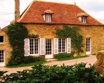 Champlecy: Mansion - Champlecy - Baron - Edificio