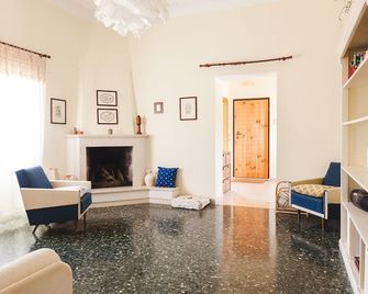 B&b Trullo Casa Rosa - Martina Franca - Living room