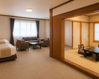 Livemax Resort Isawa Onsen - Fuefuki
