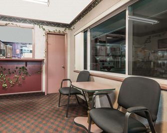 Knights Inn Ottawa - Ottawa - Lobby