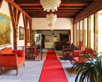 Chalet by Hotel Bad Serneus - Klosters-Serneus - Salónek