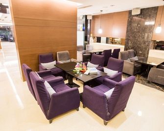 Mou Hotel - Debao - Taichung City - Lounge