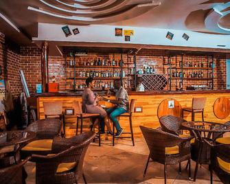Igongo Country Hotel And Cultural Centre - Mbarara - Bar