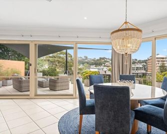Terrigal Sails Serviced Apartments - Terrigal - Comedor