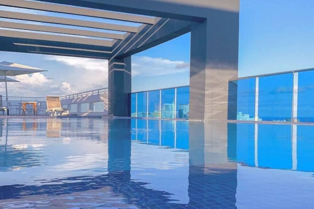 Luxurious and Cozy Apartment in Piantini - سانتو دومينغو - حوض السباحة