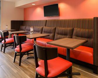 Holiday Inn Express Portland West/Hillsboro - Hillsboro - Lounge