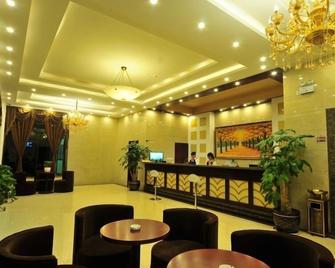 Greentree Inn Yunnan Kunming Chenggong University City Shilin Street Express Hotel - Kunming - Recepción