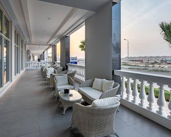 Park Inn By Radisson Jubail Industrial City - Al Jubail - Balcony