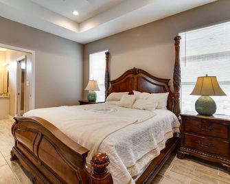 Wfh-Friendly Brownsville Home With Priva - Brownsville - Bedroom