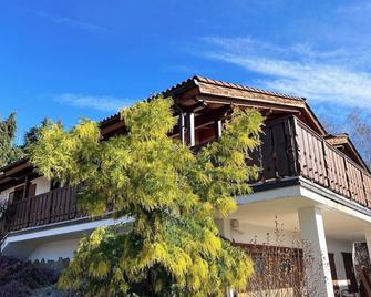 Quickhome Villa Anita - Sala Biellese - Edificio