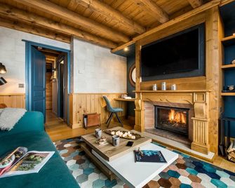 Hôtel Village Montana by Les Etincelles - Tignes - Living room