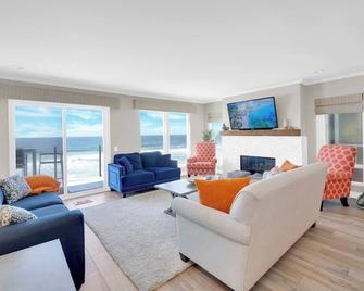 Seaview 1133A - Oceanside - Living room
