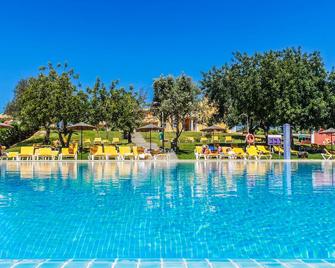 Colina da Lapa Resort - Praia do Carvoeiro - Piscina