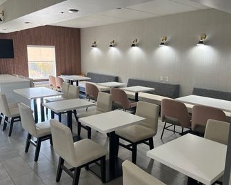 Wingate by Wyndham Clearfield - Clearfield - Restaurant