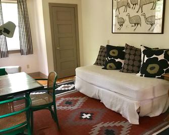 6 Br 'camp' House On Twin Lakes - Epic Historic Property - Salisbury - Sufragerie
