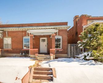 Charming, updated home in great location! - Denver - Edificio