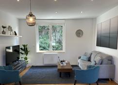Appartement confortable de 80m2 Centre ville de Quimper & Parking privé - Quimper - Living room