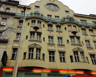 Pension Hotel Mariahilf - Viena - Edifício