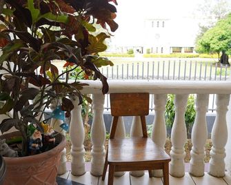 'Utu'one Bed & Breakfast - Nuku‘alofa - Balcony