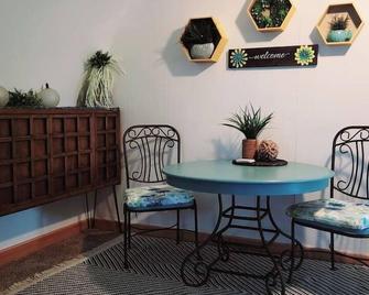 Cozy Quonset Hut On Maple Lake - Paw Paw - Essbereich